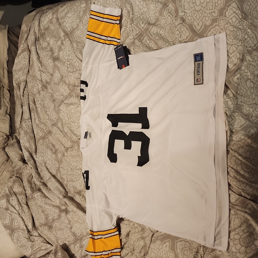 VINTAGE NFL JERSEY